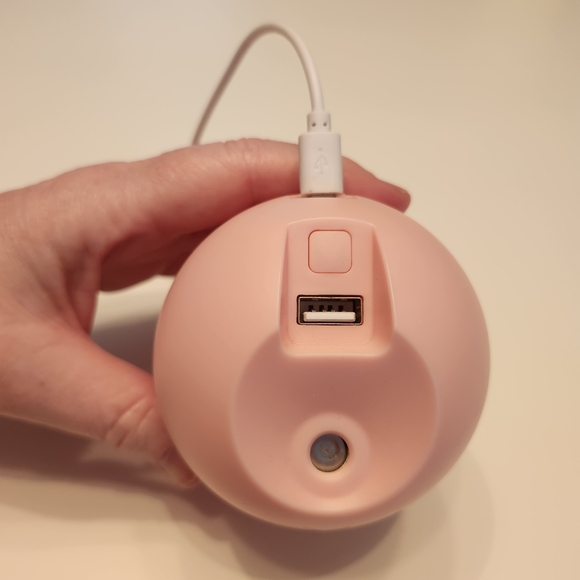 Mini USB Diffuser – Cute, Compact & Calm Anywhere - Picture 2 of 4